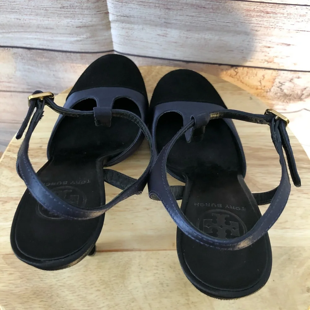 Tory Burch Beautiful Mandy Round Tip T-Strap‎ Heel
